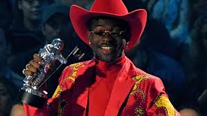 Lil nas x won eight awards at the 2019 vmas, including song of the year for old town road (remix). Lil Nas X S Old Town Road Wins Song Of The Year At 2019 Vmas