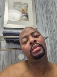 Introduction of new golden retriever member Luke