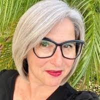 Michelle Helfrich's Instagram, Twitter & Facebook