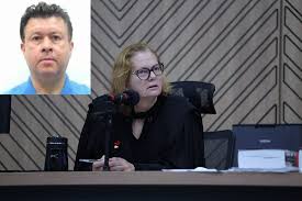 Ju&iacute;za nega cerceamento e diz que processo de Carlinhos Bezerra n&atilde;o pode retroagir; j&uacute;ri &eacute; remarcado | VGN - Not&iacute;cias em MT com credibilidade