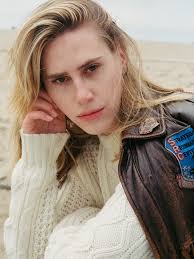 Excuse me while I throw a fit ❤️‍🔥