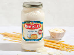 I Tried 9 Jarred Alfredo Sauces and This Is the One I'll Buy From Now On