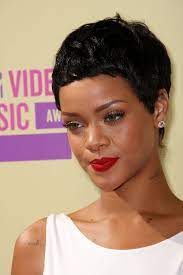 Rihanna 2012 Cabelo Cabelo Curto Cabelos Pintados