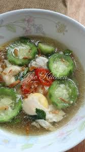 Resep sup sawi telur enak dan mudah untuk dibuat. Sup Petola Dengan Telur Azie Kitchen