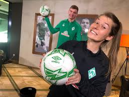 Werder bremenwerder bremen1rb leipzigrb leipzig2. Interview Marie Louise Eta Von Werder Bremen Training Per Youtube Geolino