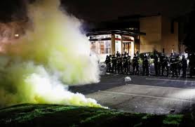 Massive protests after minnesota police shoot daunte wright. Hvmj Wpprouw5m