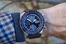 Khaki aviation converter auto chrono. Beyond The Dial Hands On Review A Pair Of Hamilton Khaki Aviation Converters