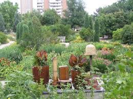 Mordecai children's garden is designed for children and families to interact with and discover all aspects of plants in a natural and inviting setting. Denver Botanic Gardens High Plains Gardening