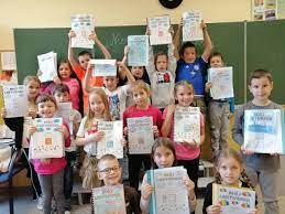 Klasa iic szkoły podstawowej nr 5 zgłosiła się do innowacji pedagogicznej „lekturki spod chmurki, która podzielona jest na trzy moduły. Niesamowite Przygody Dziesieciu Skarpetek W Sp5 Wodzislaw Slaski