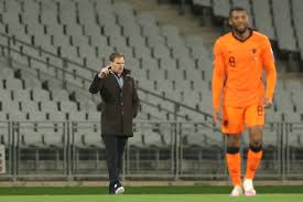 103 resultaten voor 'nederlands elftal 2020'. Frank De Boer Verbaast Met Nederlandse Ek Selectie Twee Tie Gazet Van Antwerpen Mobile