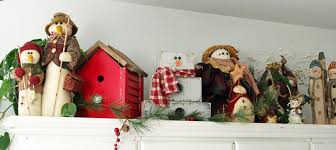 Ensuite, il suffit d'enfiler les perles dans le bon ordre sur le fil chenille plié en deux. Bonhomme De Neige A Faire Soi Meme 12 Idees De Deco De Noel Fait Main