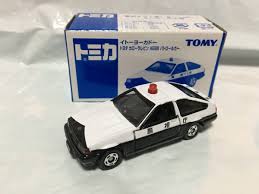 I always wanted to buy this variant of the corolla levin ae86. Tomica Toyota Corolla Levin Patrol Car Ae86 Hachiroku 1 5sr Specification Recovery Goods Metropolitan Police Department Made In China I Toyo Kado Limited Goods Box Ear Cut Taking Ending Real