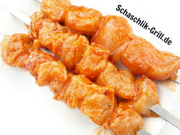 Schaschlik Mit Sriracha Marinade Schaschlikspiesse Mit Srirachasauce Rezept Schaschlikspiesse Schaschlik Schaschlik Rezept