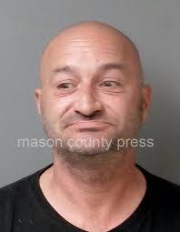 Amy Shanty's Instagram, Twitter & Facebook