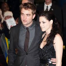 Laut game informer könnte der nächste teil früher aufschlagen, als es die meisten erwarten würden. Twilight News Alles Uber Die Fantasy Saga Mit Kristen Stewart Und Robert Pattinson
