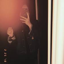 Aesthetic Black And White Mirror Selfie With Flash Pin Di Girll
