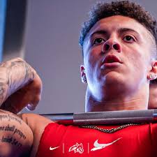 Benette DeVera (@naples2ny)