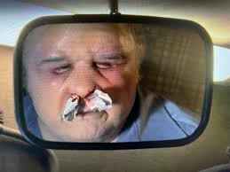 Can we talk about how grotesque Frank's face is in Mac Finds his Pride? :  r/IASIP