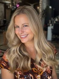 Double the beauty, double the fun 💇‍♀️💇‍♀️ Loved pampering this gorgeous  mother-daughter duo. Be sure to get those back to school appointments  scheduled soon🗓️ 💕 If you're not obsessed with your hair,