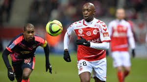 Hier, antoine conte, joueur de l'équipe de football de reims aurait tabassé un passant de 19 ans à c'est dans une cellule qu'antoine conte a passé la nuit dernière. Trois Ans De Prison Pour Un Ancien Joueur Du Stade De Reims Pour Violences Aggravees Eurosport