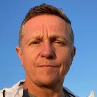 Mark Meader's Instagram, Twitter & Facebook