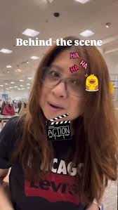 Discover 3 amazing handbags from Donna Karan @macys #iworkatmacys  #macysstylecrew #macys #macyswoodfield_ #donnakaran Link in Bio #bucketbag  #crossbodybag #chainstrap #handbag •Donna Karan Lawrence Chain Clutch  •Donna Karan Lawrence Python Top Handle ...