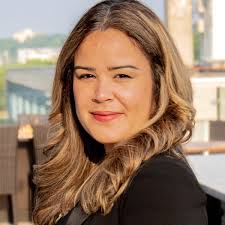 Jennifer Cintron's Instagram, Twitter & Facebook