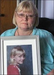 Sharon Murch's Instagram, Twitter & Facebook