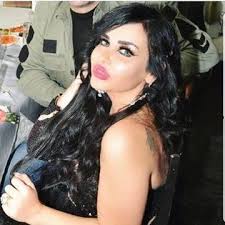 Gemeinsam mit jan schipmann moderiert sie außerdem seit 2019 das junge. Star Aline Abboud Posts Facebook