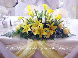 Flower Arrangements For Your Head Table Bridal Table Flowers Flower Arrangements Wedding Arrangements