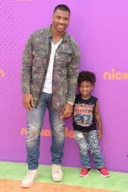Sweet message from my boys, ciara. Russell Wilson Rocks The Kids Choice Sports Carpet With Ciara S Son Future Zahir
