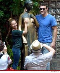 Famous romeo and juliet statue. Verona And Juliet S Boob What S It All About Keep Calm And Travel