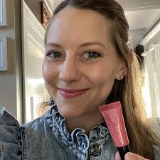 Rachel Bohlmann's Instagram, Twitter & Facebook