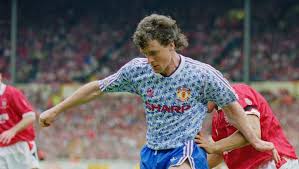 Download manchester united games into your calendar application. Manchester United S 90s Inspired 2021 22 Away Shirt Leaked Online Ruiksports Com