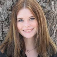 Jennifer Kindt's Instagram, Twitter & Facebook