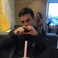 наш корабль идет ко дну помоги мне я утону Pin Ot Polzovatelya Garnet74083 Na Doske Lizer Rep Krasivye Malchiki Kartinki