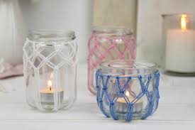 Diy Makramee Kreuzknoten Windlichter Einfach Selber Machen In 2020 Windlichter Selber Basteln Windlichter Selber Machen Makramee Selber Machen