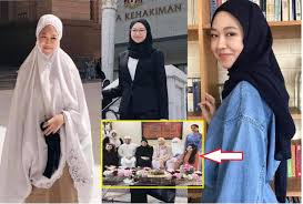 Ku tahu engkau sebenarnya tahu tapi kau memilih seolah engkau tak tahu kau sembunyikan rasa cintaku di balik topeng persahabatanmu yang palsu. Netizan K0rek Ig Bekas Kekasih Pu Riz Sekali Jumpa Sesuatu Yang Mengeejutkan Soya Lemon