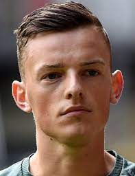 White has previously had spells on loan at newport county of league two , peterborough united of league one and leeds united. Ben White Spielerprofil 21 22 Transfermarkt