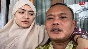 Dia mengaku, baru mengetahui kondisi lina setelah dibawa sang putra, rizky febian ke rumah sakit. Masa Lalu Nathalie Holsher Dapat Saweran Saat Jadi Dj Istri Sule Ungkap Kejadian Di Pare Pare Tribun Kaltim