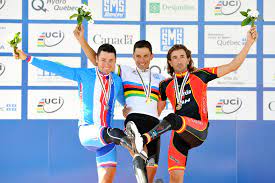 Motivul este unul cât se poate de clar. No 13 Novak Beats Standout Cyclist Jiri Jezek International Paralympic Committee