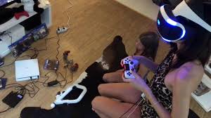 Playing with PS in VR mode, y. Voyeur POV with a surprise - XNXX.COM