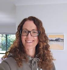 I'm working towards something big next year. I've got quite a few paintings  in various stages of completion (as you can see in this photo). I'm  painting with a few different colour