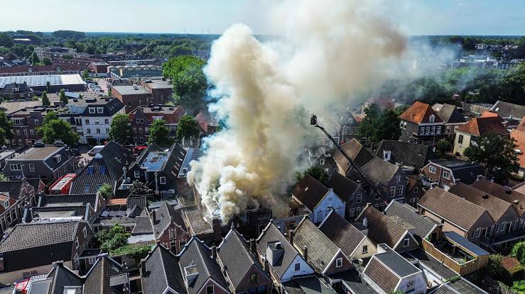 Grote brand in centrum Meppel onder controle