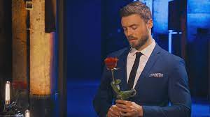 A man who has never been married. Der Bachelor 2021 Rtl De