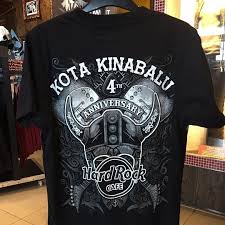 The café is located in a spacious landmark building with 860 m² of external and internal seating areas on the first and second floor. 4th Anniversary Hard Rock Cafe Kota Kinabalu Harga Rm175 Termasuk Pos Laju Semenanjung Saiz L Hubungi Saya Sham Hany Produk Atau Barang Seperti Tshirt Hard Rock Cafe Dari Luar Negara Facebook