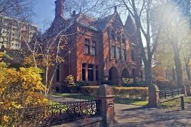 This Rather Imposing And Beautiful House At The Northeast Corner Of Bloor And St George Streets Is Now The Rather Exclusive York Club Photo Dave Melnyc Maison