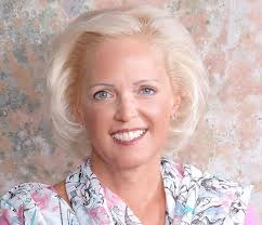 Amazon.com: The Amish Christmas Sleigh eBook : Long, Kelly, Lillard, Amy,  Jebber, Molly: Kindle Store