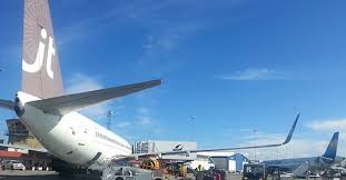 Alla lokalerna på flygplatsen är handikappsanpassade och det finns rullstolar att låna. Parkering Orebro Airport Flygplatsparkeringar