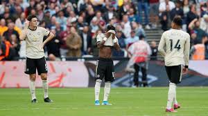 Ashley young goes in hours late on mark noble. Manchester United Vs West Ham Moyes Bicara Soal Solskjaer Bola Tempo Co